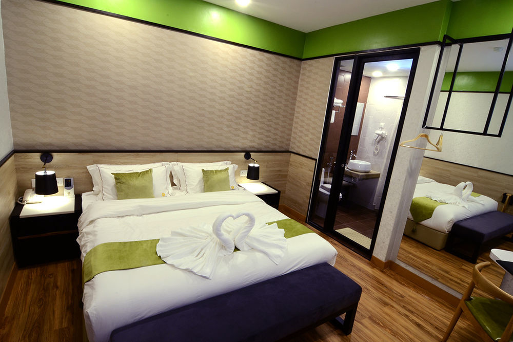 Golden Roof Hotel, Seri Iskandar Eksteriør bilde
